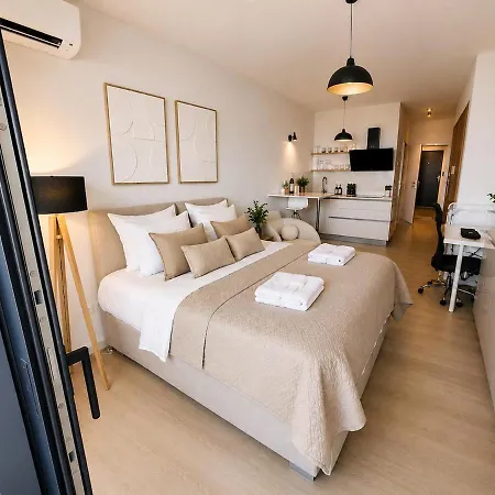 Apartman Aivohomes National Football Stadium-tehelne Pole